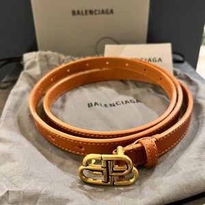 ❌SOLD❌ Balenciaga womens super thin BB belt